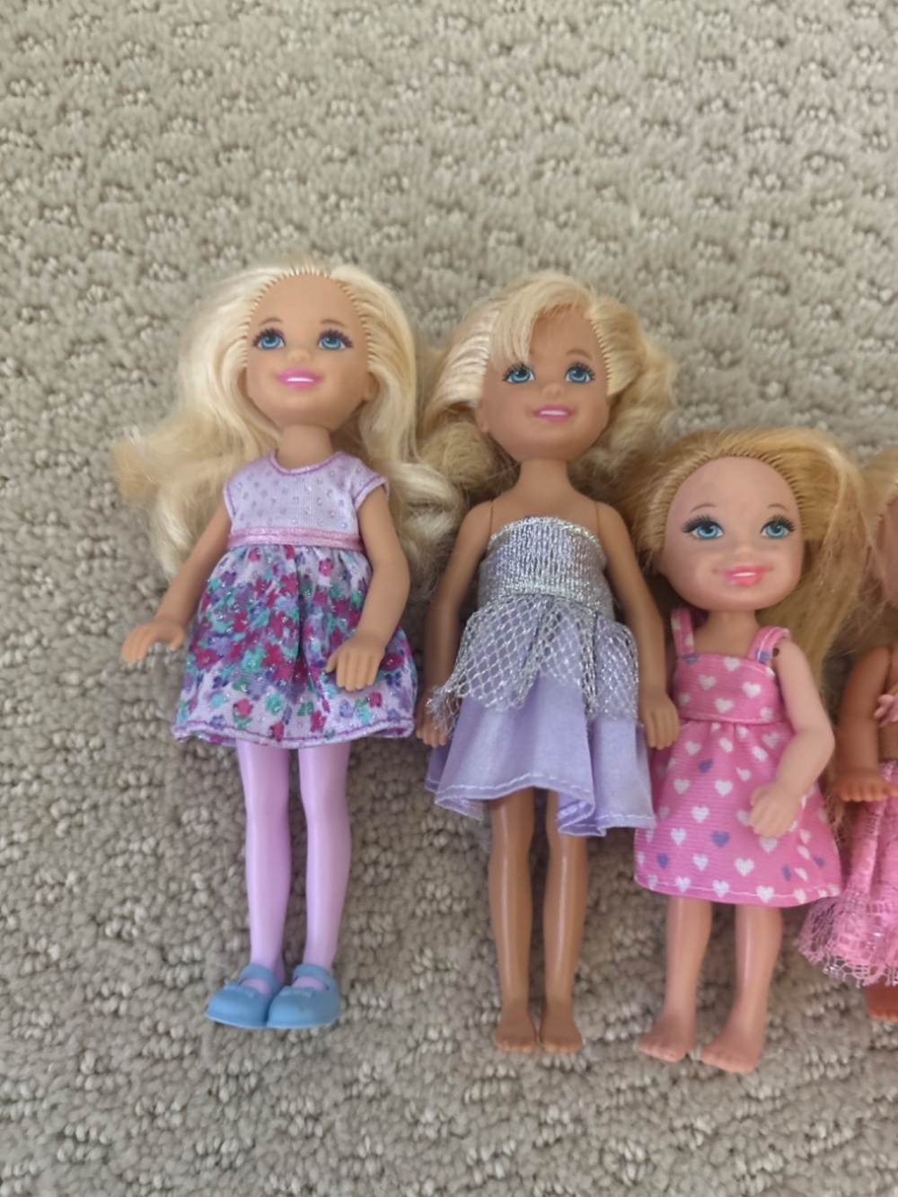 Set of 5 ‘Chelsea’ Barbie dolls - Picture 2 of 3